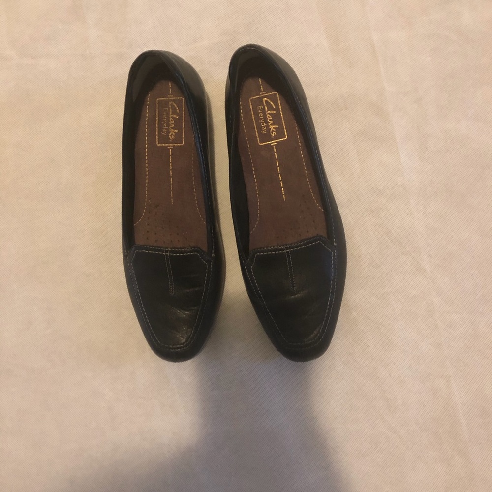 Clarks Everyday Slip on Black Loafers Leather 7.5M